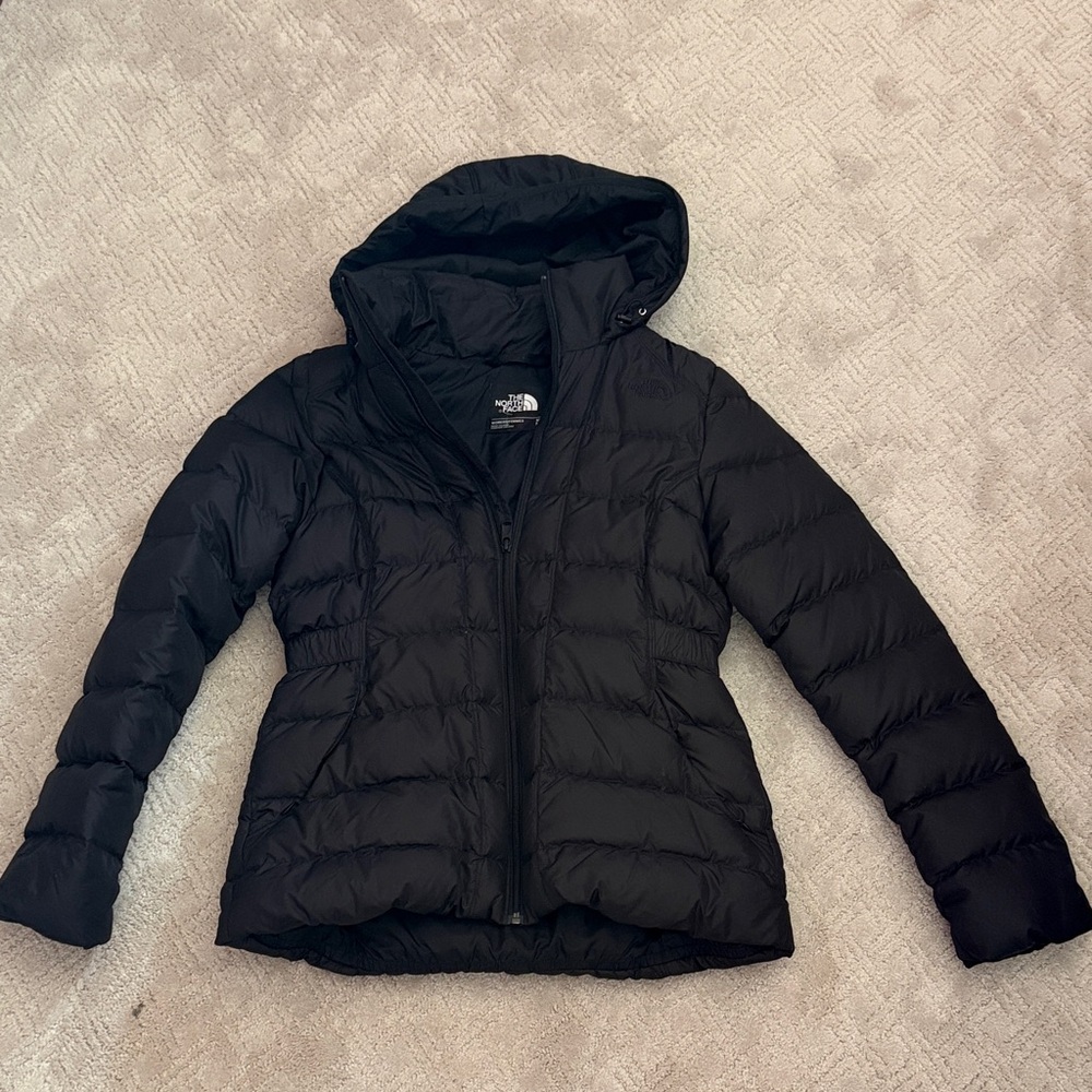 The North Face Women's Classic Black Puffer Jacket